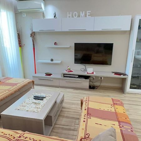 Square Inn Tiran Dış mekan fotoğraf